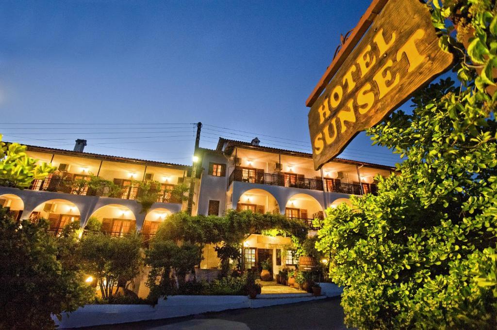 Sunset Hotel Ouranoupoli Extérieur photo